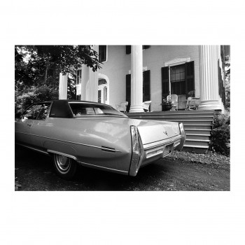 1974 USA - Ithaka - Straßenkreutzer vor Villa